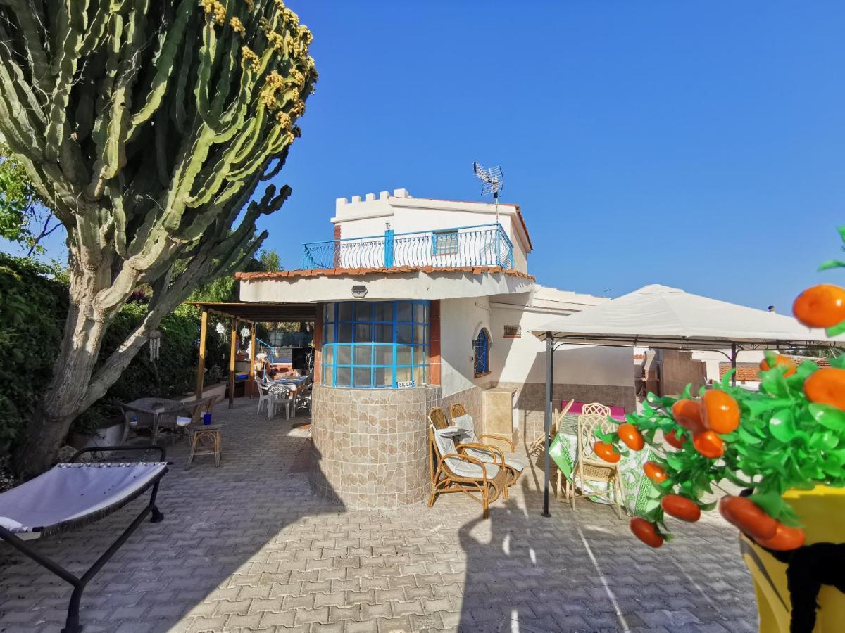 La Torretta Di Ognina Villa Luaran gambar