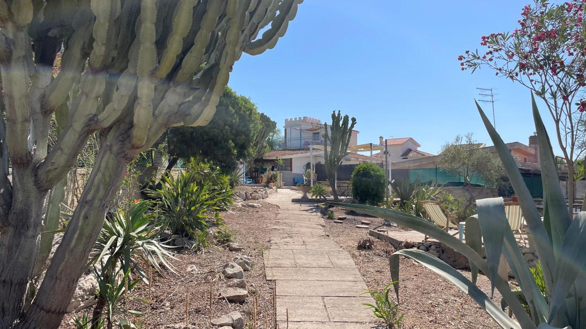 La Torretta Di Ognina Villa Luaran gambar