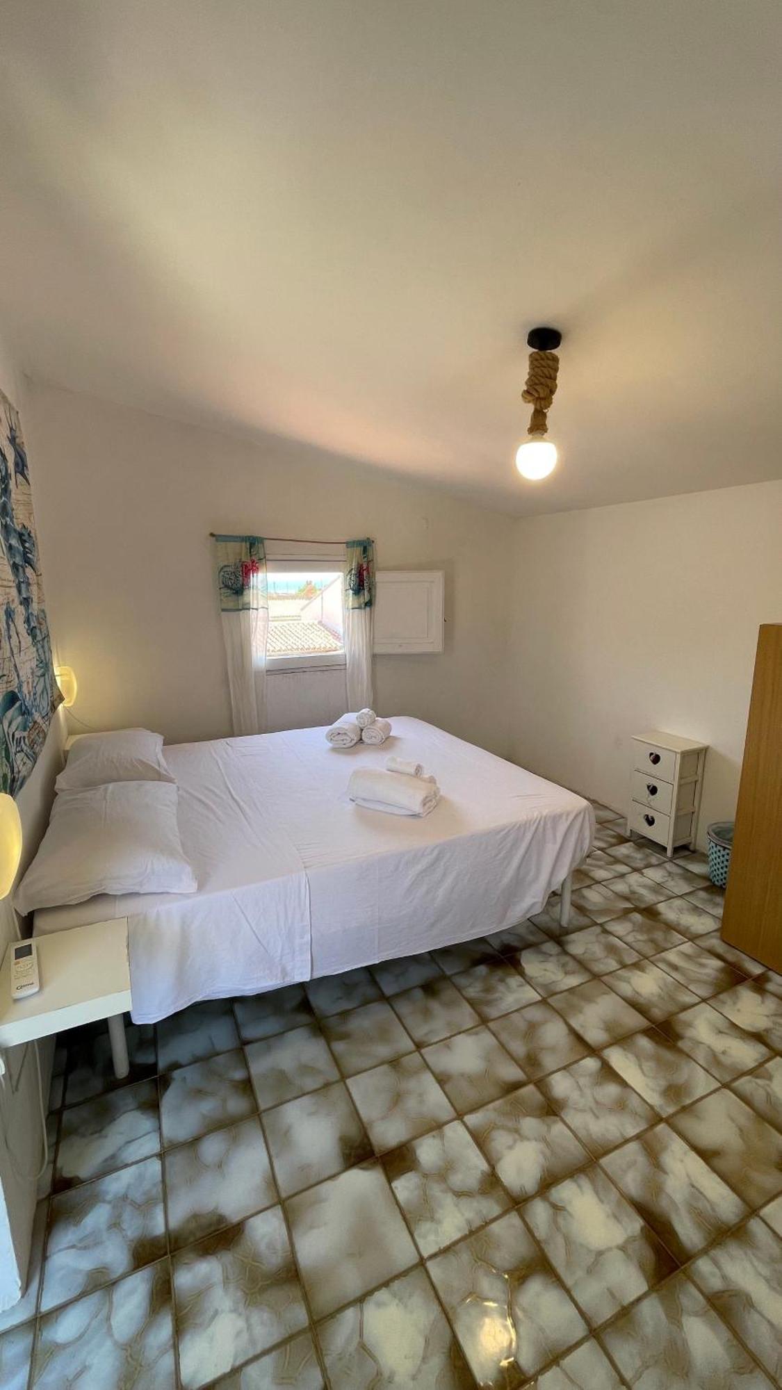 La Torretta Di Ognina Villa Luaran gambar